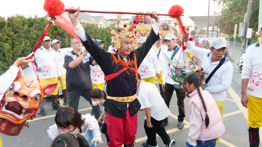 全台首ㄧ　朴子配天宮龍虎擔傳說可怯邪、解厄、保平安